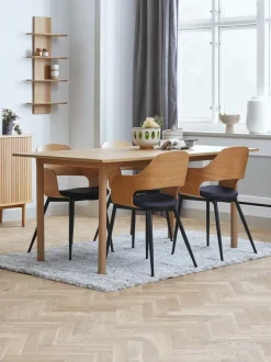 ALSTED + HVIDOVRE Spisebordssæt|ALSTED L160 bord eg + 4 HVIDOVRE stole eg/sort