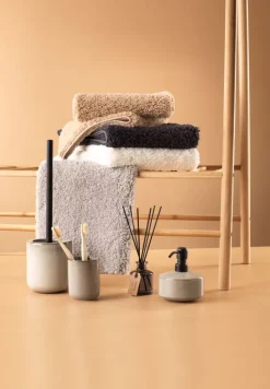 KARLSTAD Bademåtter|Bademåtte Ø70 KRONBORG Lysegrå