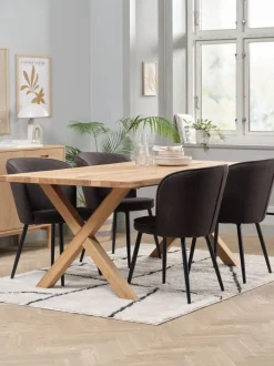 GRIBSKOV + RISSKOV Spisebordssæt|GRIBSKOV L180 bord eg + 4 RISSKOV stole mørkebrun