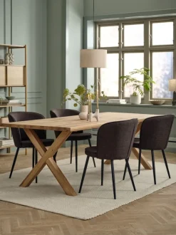 GRIBSKOV + RISSKOV Spisebordssæt|GRIBSKOV L230 bord eg + 4 RISSKOV stole mørkebrun