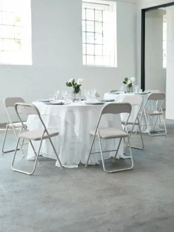 VOEL Klapstole/taburetter|Klapstol lyst sandfarvet stof Lyssand