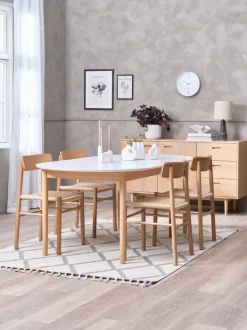 MARSTRAND + ISLEV Spisebordssæt|MARSTRAND L200 bord hvid + 4 ISLEV stole u/armlæn eg