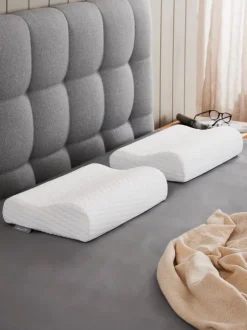 KVINA Ergonomiske Puder|Memory foam konturpude 30x50x10/7 WELLPUR Hvid