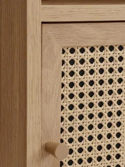 HALMSTAD Sengeborde|Sengeborde|Sengebord 1 låge egefarve