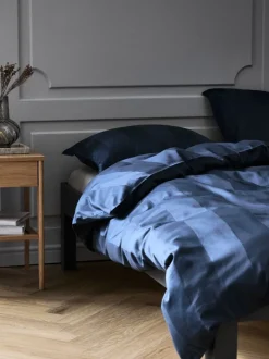 BARBO Sengetøj|Sengetøj satin 140x200 Mørkeblå