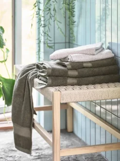 KARLSTAD Vaskeklude|Vaskeklude|Vaskeklud 28x30 oliven KRONBORG Olivengrøn