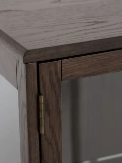 VESTERBY Skænke Og Vitrineskabe|Skænke Og Vitrineskabe|Vitrine lav 2 låger mørk eg Mørkeg